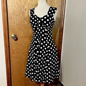 Sexy black and white Polka Dot Sleeveless Dress pinup girl retro